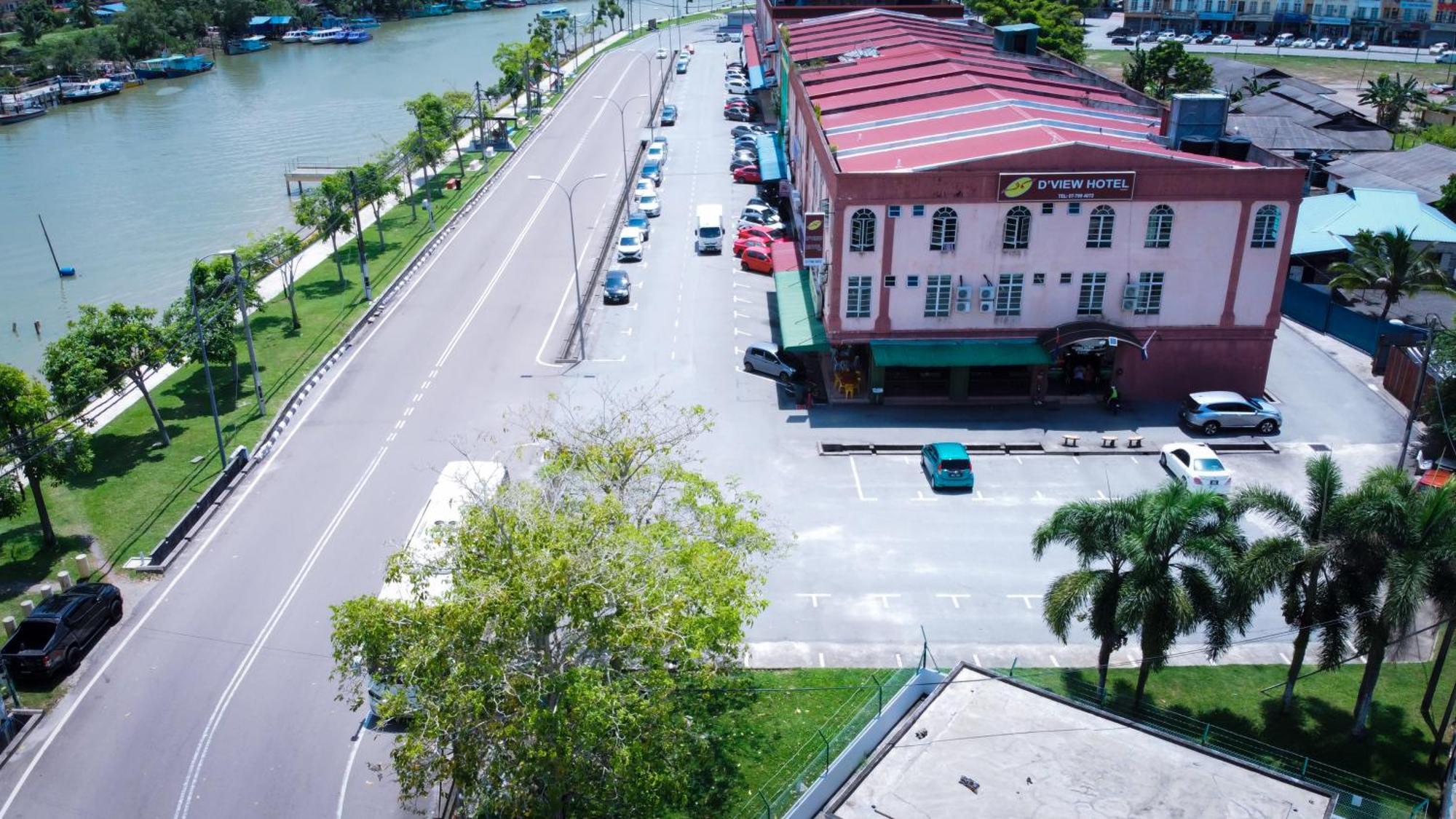Hotel D View Мерсинг Экстерьер фото